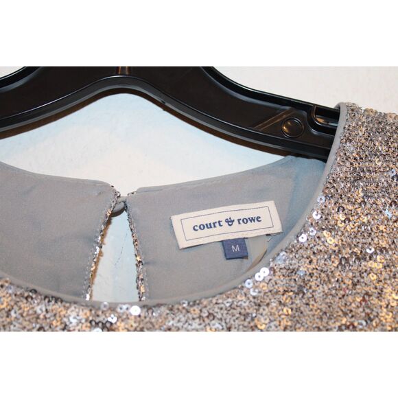 Court and Rowe new silver gray sequin top key hole back size medium - Picture 10 of 10